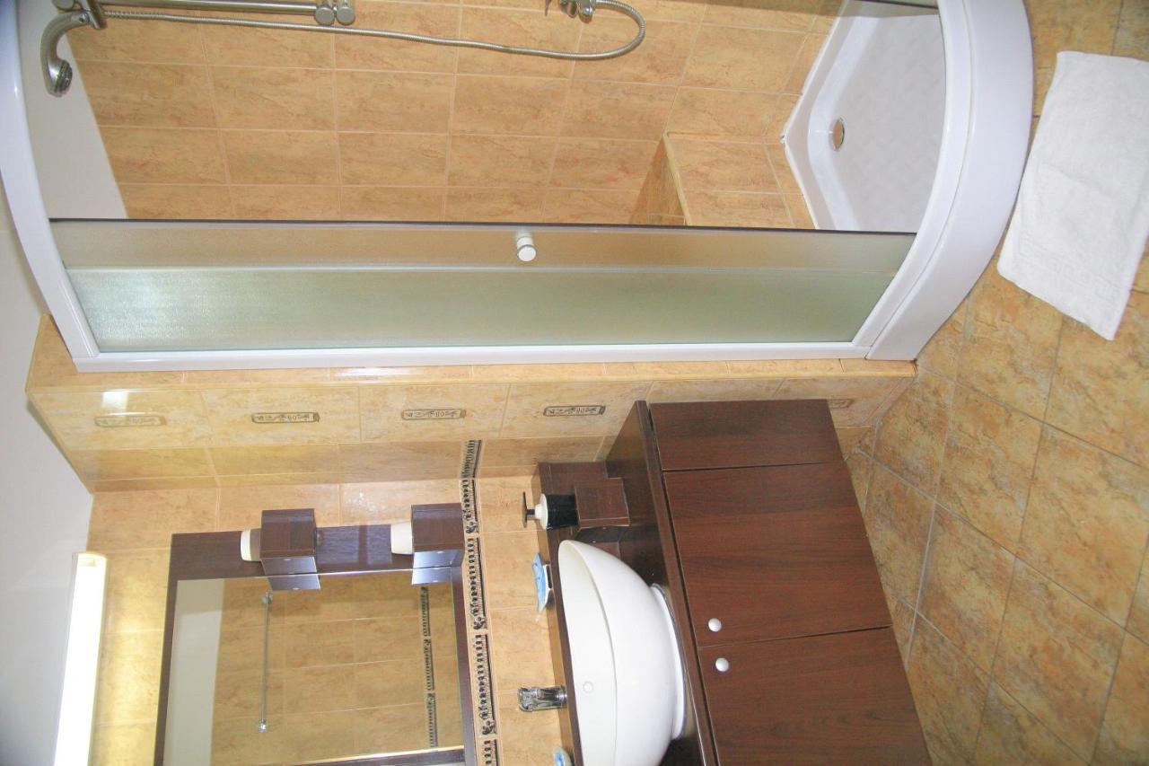 Pension Cleopatra Târgu-Mureş Buitenkant foto