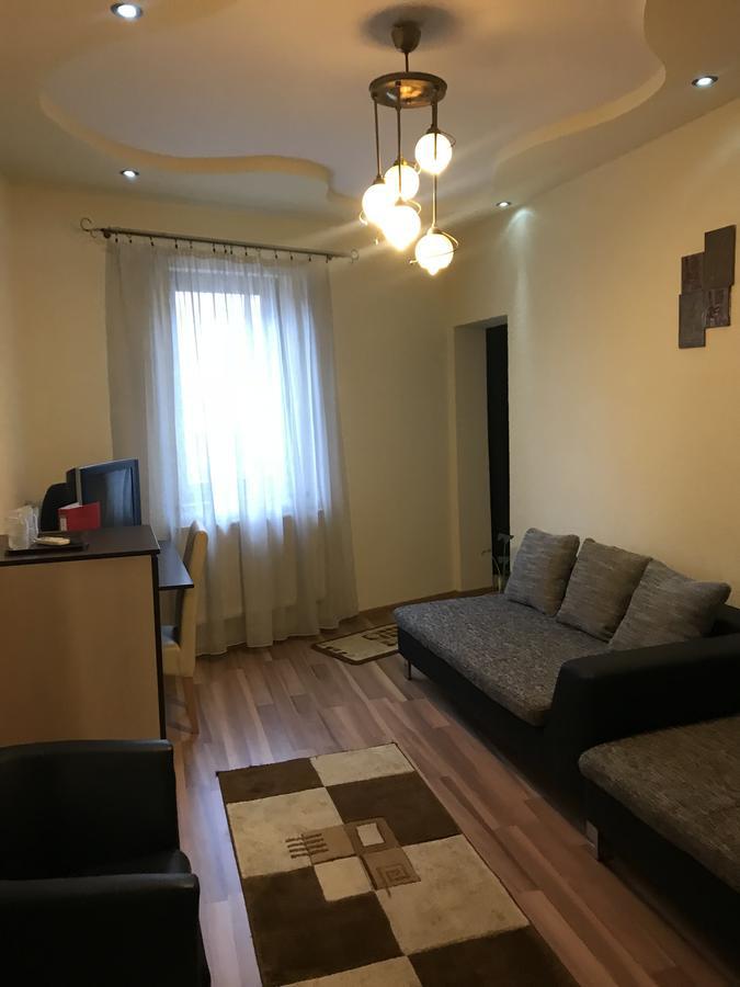 Pension Cleopatra Târgu-Mureş Buitenkant foto